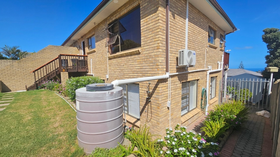 3 Bedroom Property for Sale in Dana Bay Western Cape